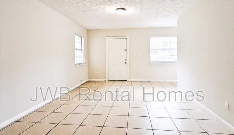 8905 Madison Ave - Photo 7 of 12