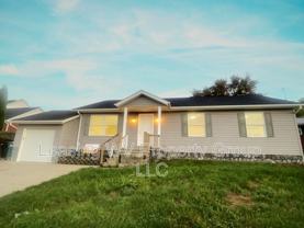 21 Bette Ln - Photo 1 of 1