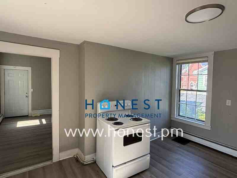 9 Maple St #4 - Photo 5 of 24
