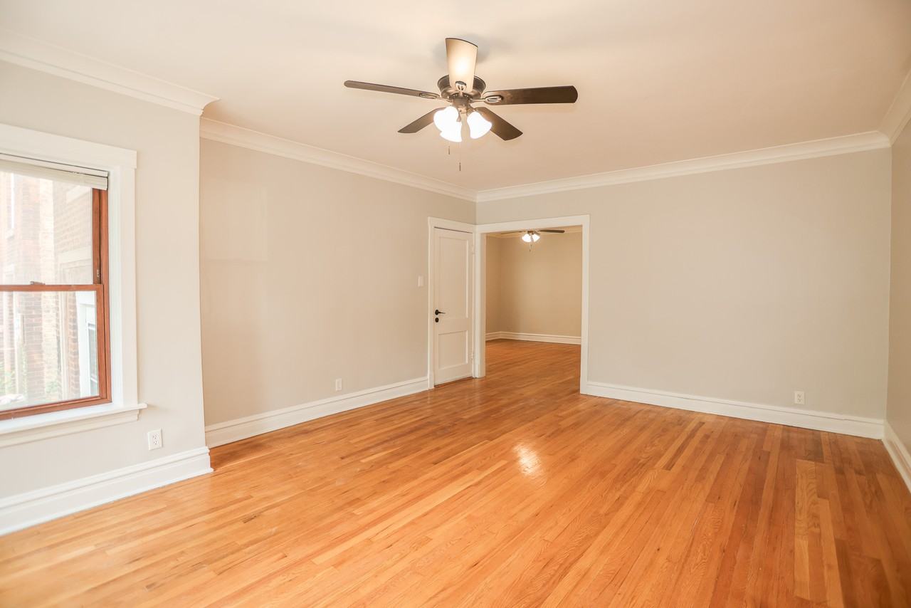 5338 W Montrose Ave #2 - Photo 6 of 19