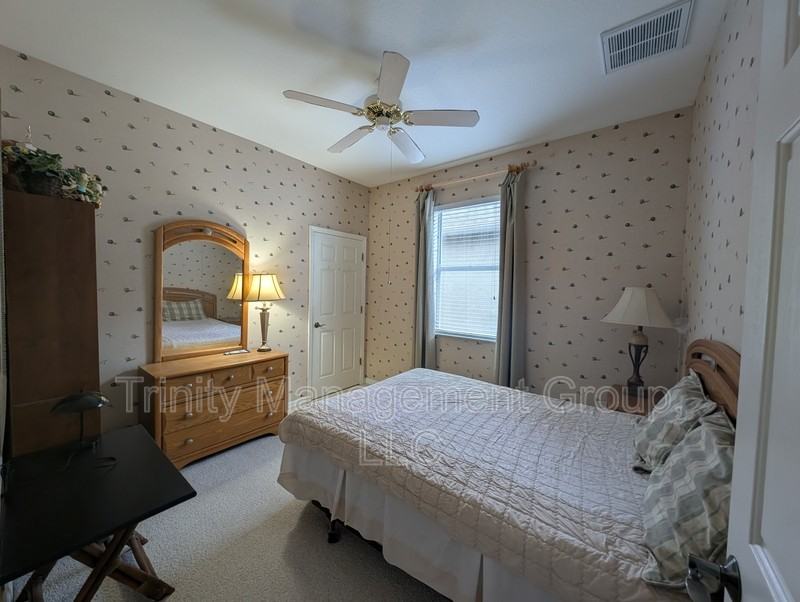 10812 Deerberry Dr - Photo 3 of 10