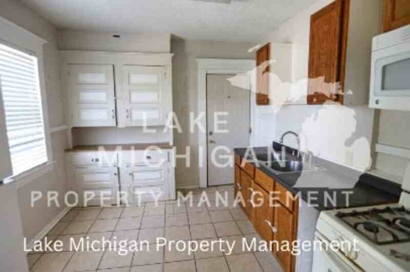 941 Baldwin St Se #2 - Photo 2 of 9
