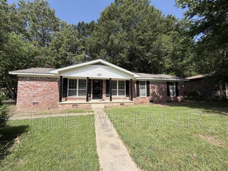 33 Single Oaks Dr - Photo 2 of 21