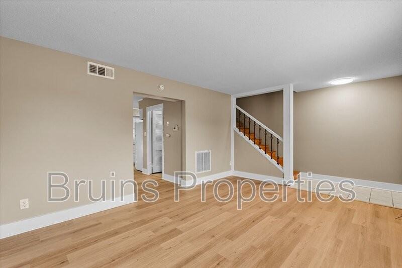1825 Johnson St #E1 - Photo 3 of 30