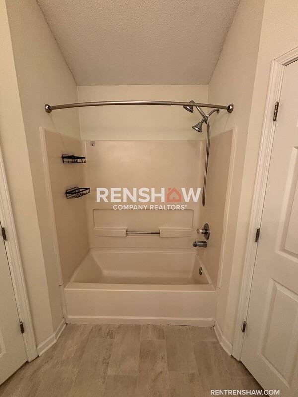 6893 Century Oaks Dr - Photo 7 of 18