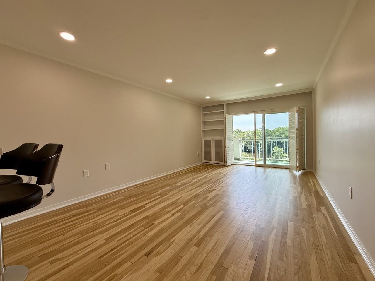 227 Coolidge Ave #211 - Photo 6 of 20