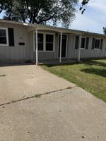 featured image of 900 S 7th St