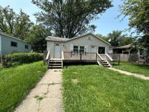 3464 Iowa St - Photo 1 of 1