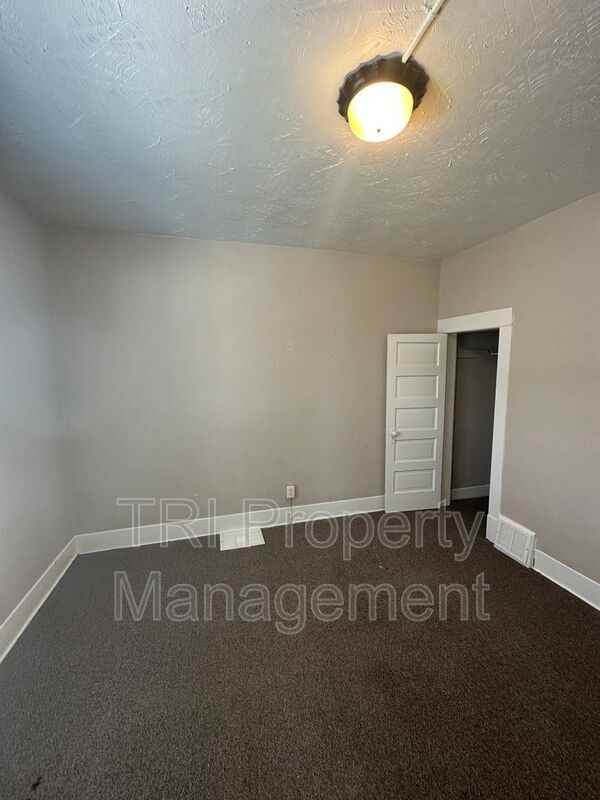 414 13th Ave - Photo 3 of 10