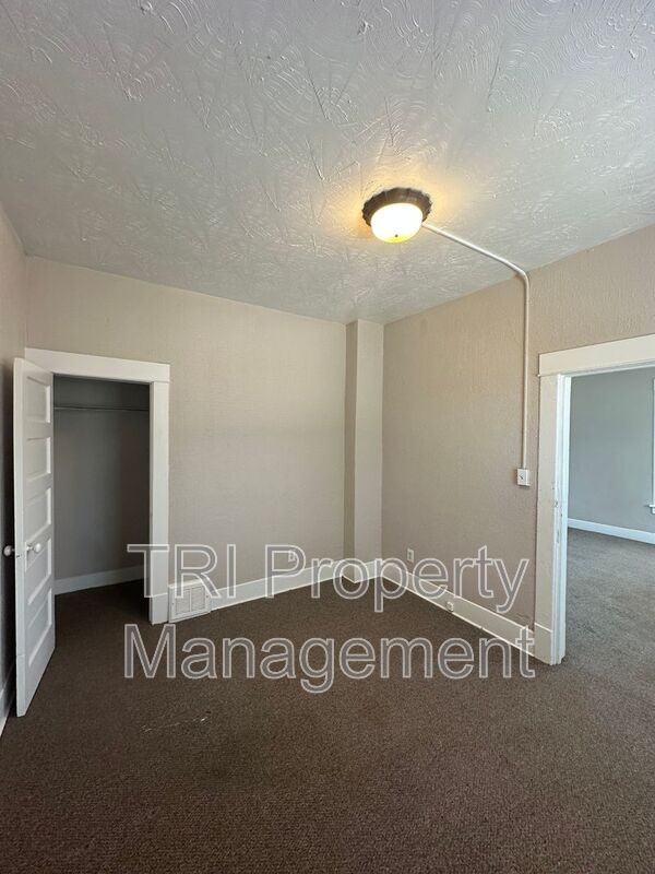 414 13th Ave - Photo 4 of 10