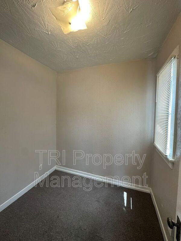 414 13th Ave - Photo 5 of 10
