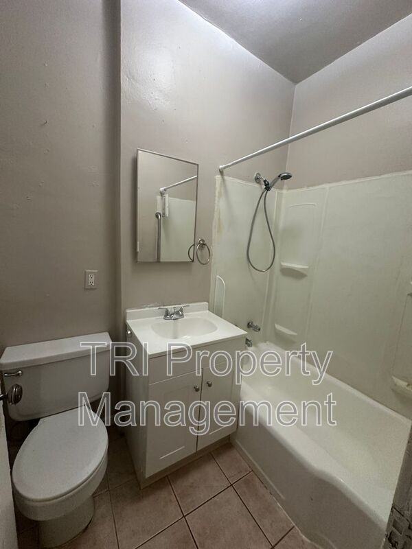 414 13th Ave - Photo 7 of 10