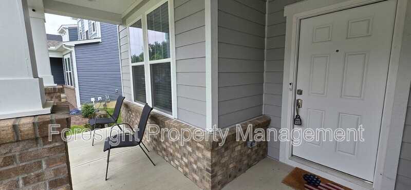653 Mill Stone Dr - Photo 4 of 50