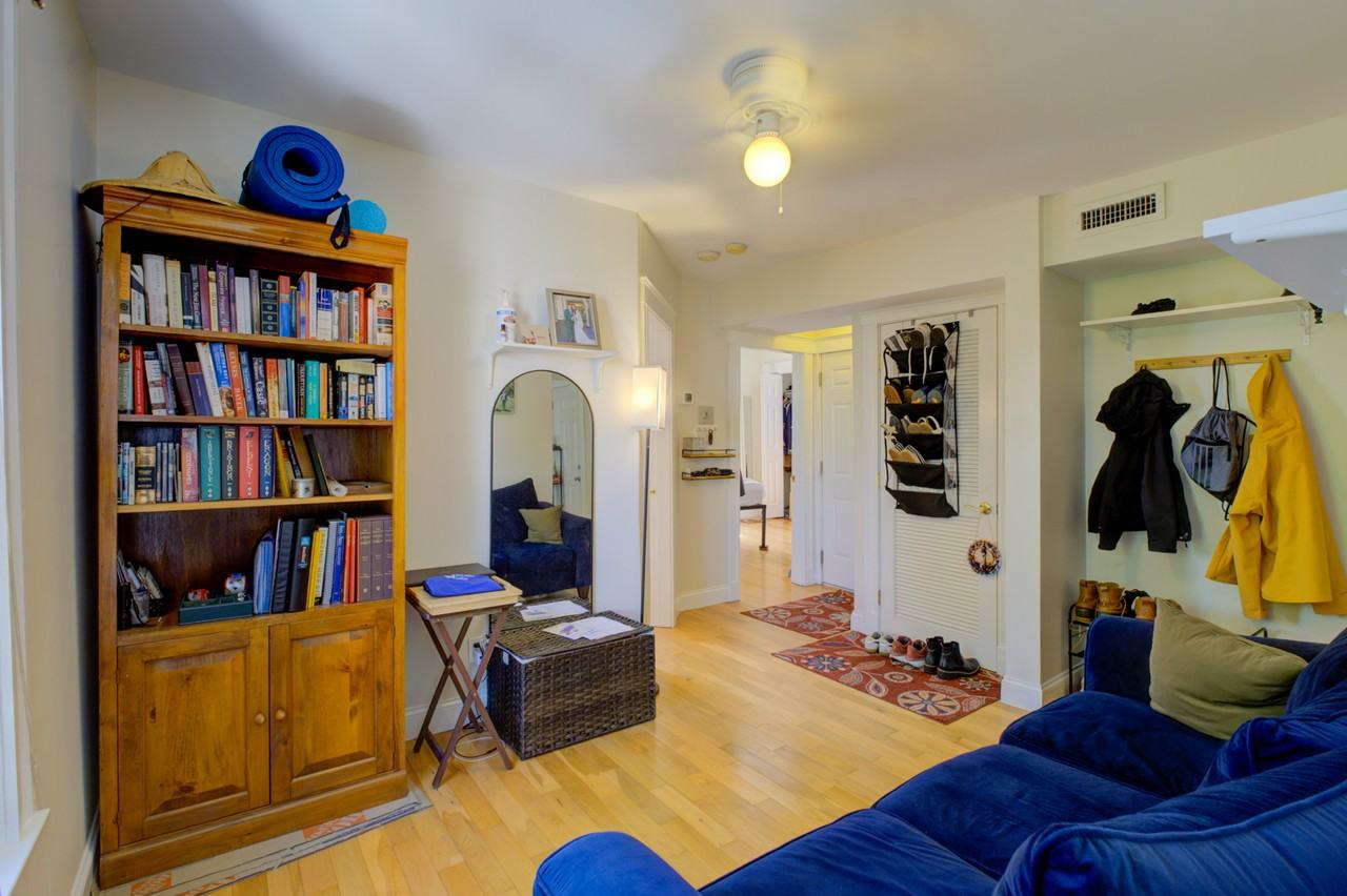 231 Cardinal Medeiros Ave #2 - Photo 4 of 10