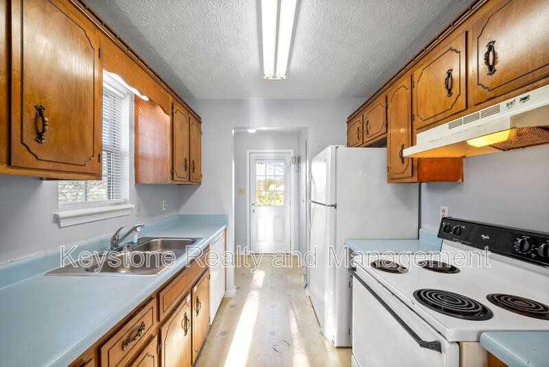 609 Artic Ave - Photo 6 of 15