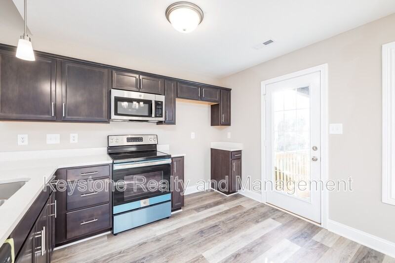 808 Lillian Grace Dr - Photo 6 of 14
