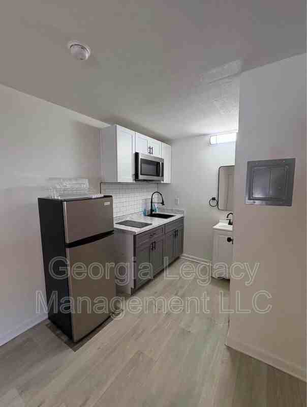 3334 Dellwood Rd #3 - Photo 6 of 7
