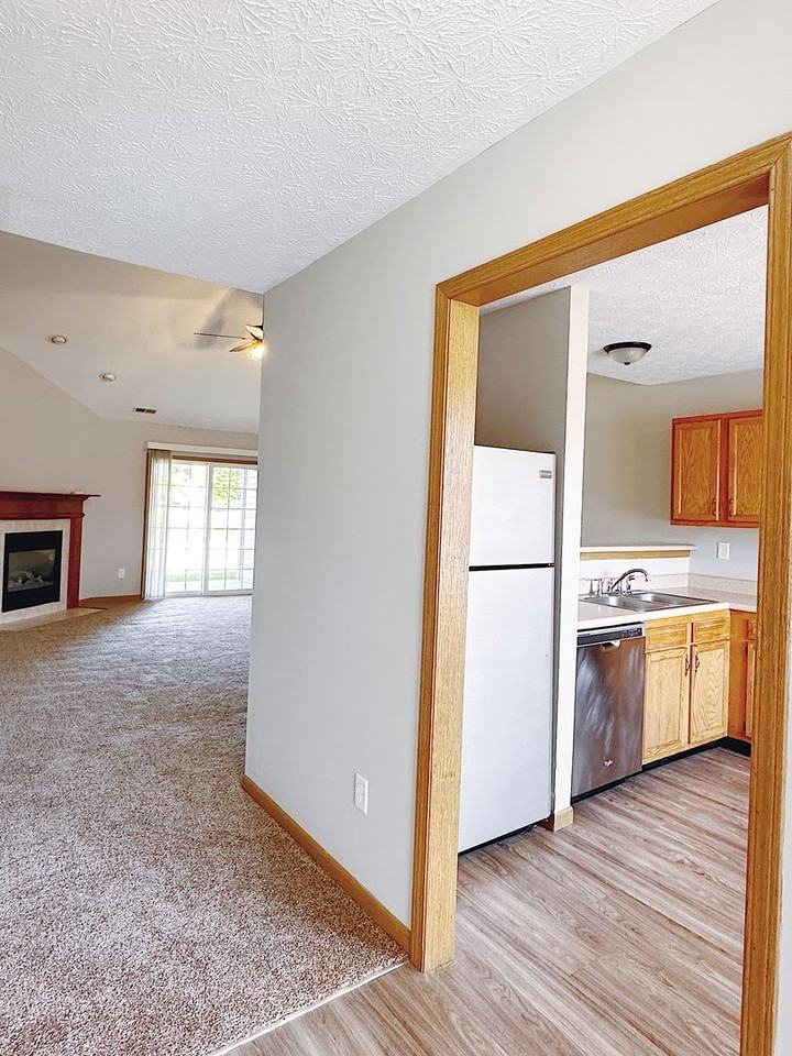2332 Hopkins Dr - Photo 6 of 19