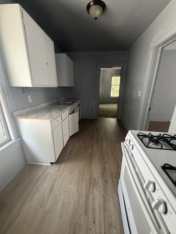 2054 W 83rd St - Photo 3 of 5
