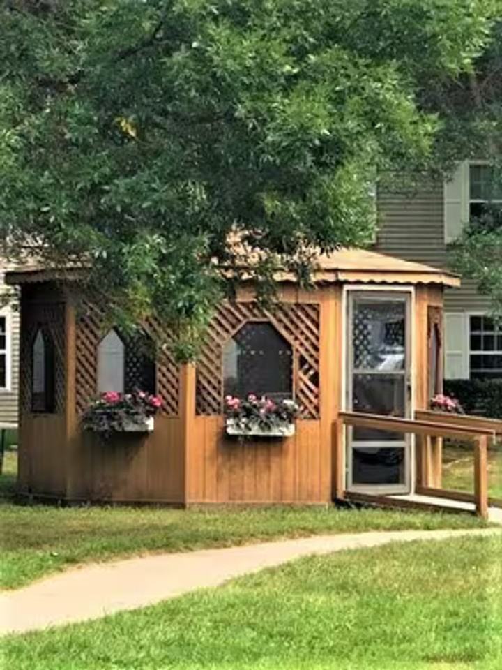 Cottage Villas of Arden Hills (55+) - Photo 4 of 32