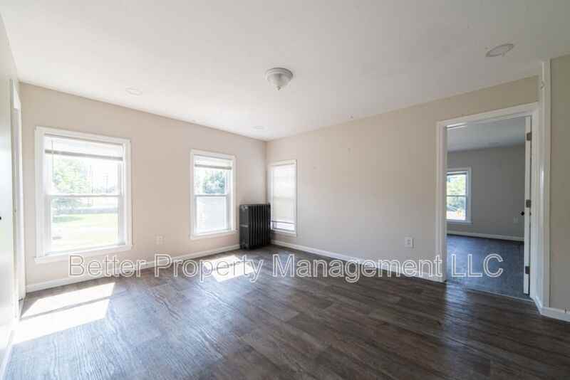 414 W Park Ave #4 - Photo 3 of 12