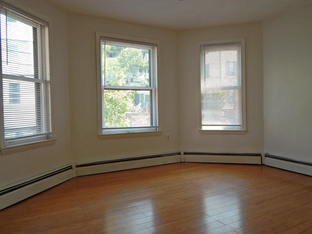 83 Leyden St #1 - Photo 7 of 30