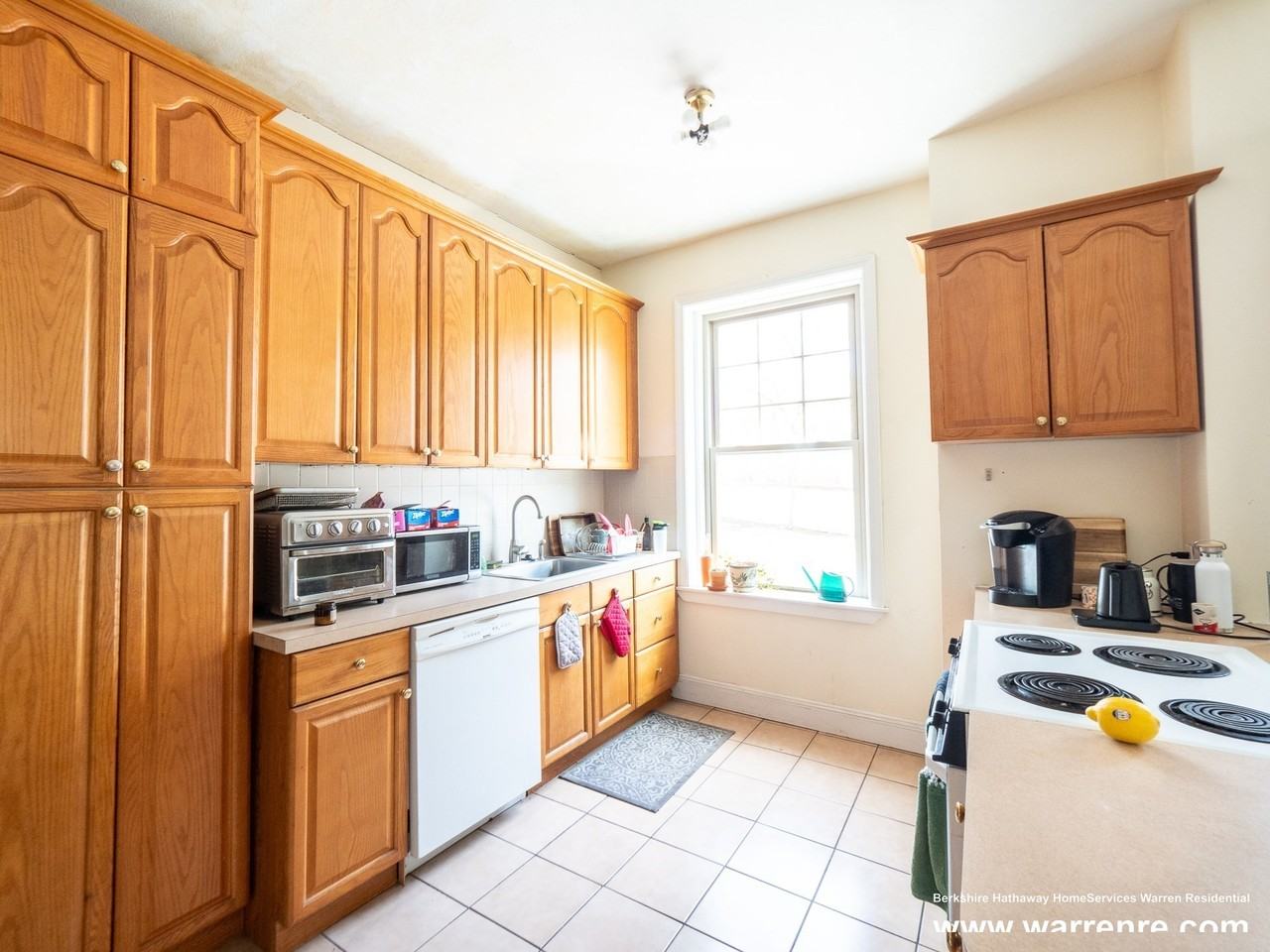 481 Boylston St #1 - Photo 5 of 15
