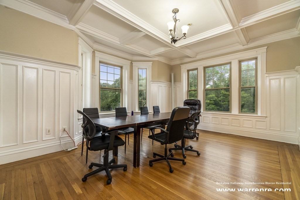 481 Boylston St #3 - Photo 4 of 13