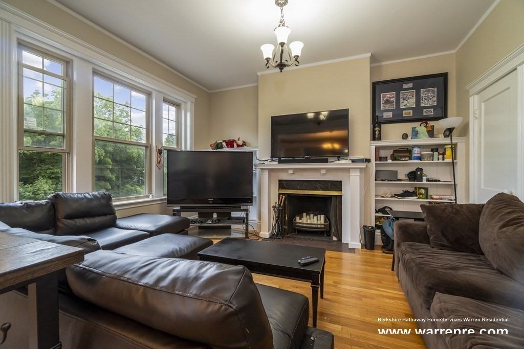 481 Boylston St #3 - Photo 5 of 13