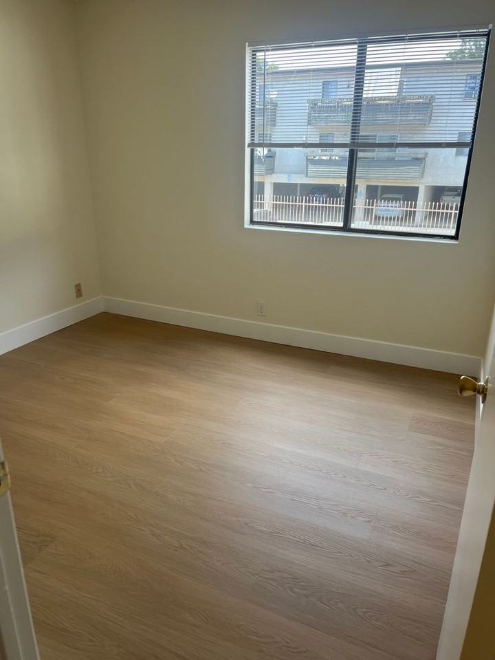 9929 Sepulveda Blvd. - Photo 6 of 13