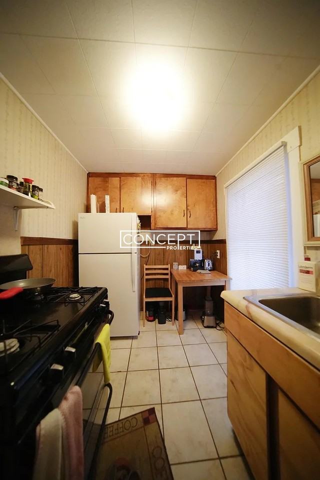 4 Percy Pl #2 - Photo 2 of 6