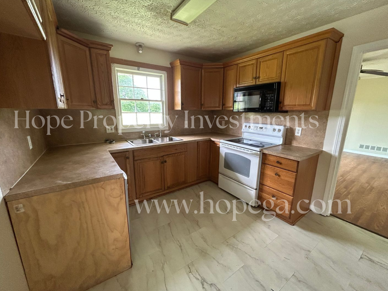 6 Georgian Dr - Photo 6 of 15