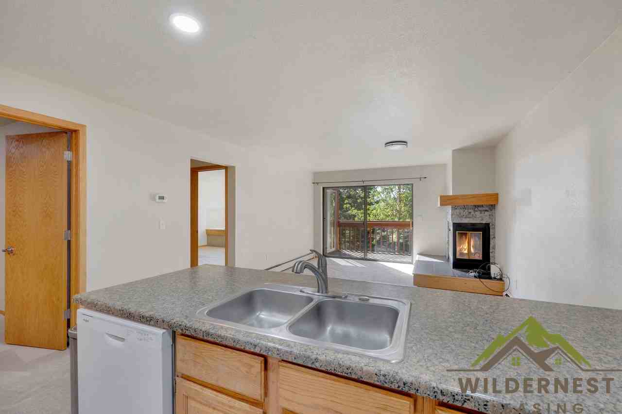 749 Lagoon Dr - Photo 2 of 21