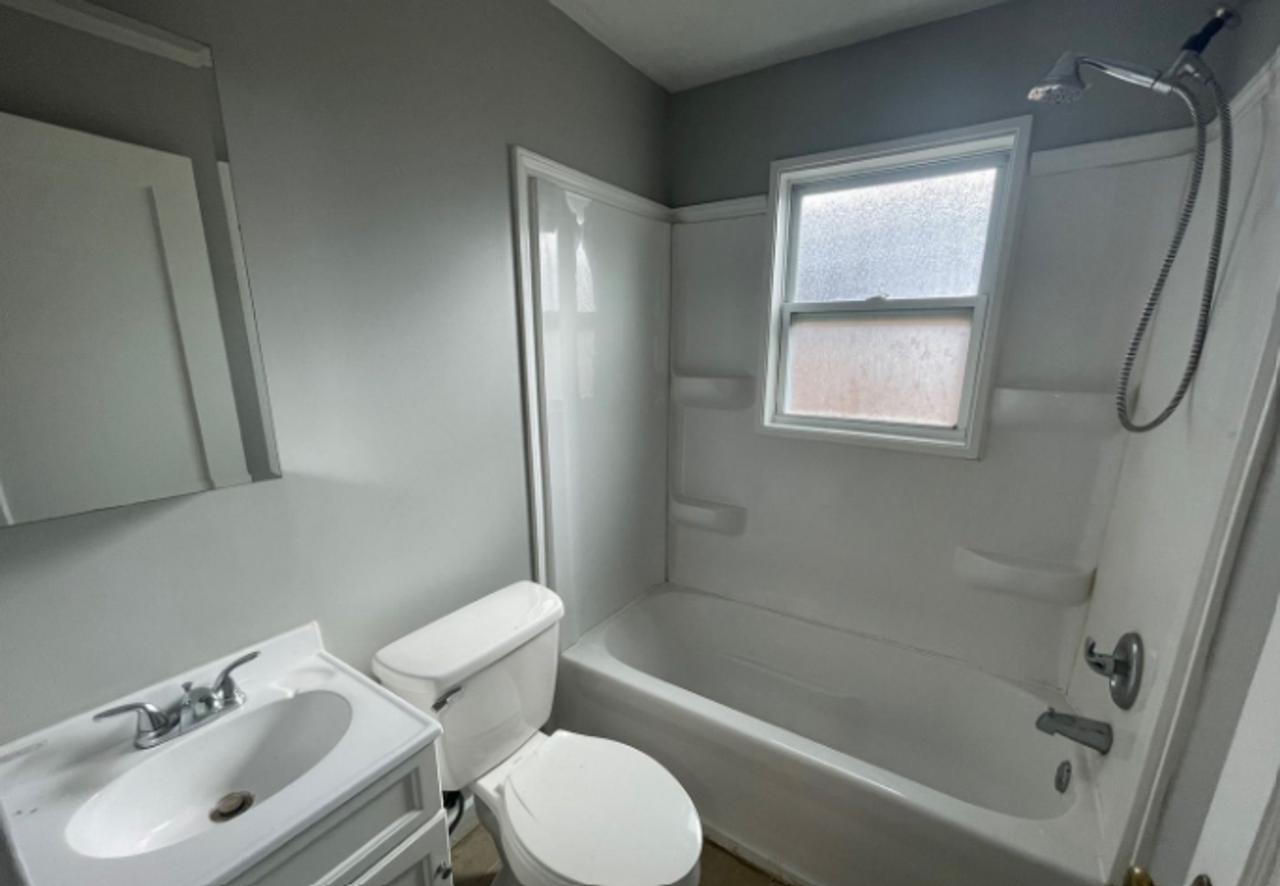 2026 Vinton St - Photo 3 of 12