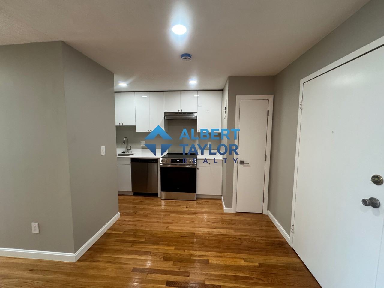 50 Evergreen St #24