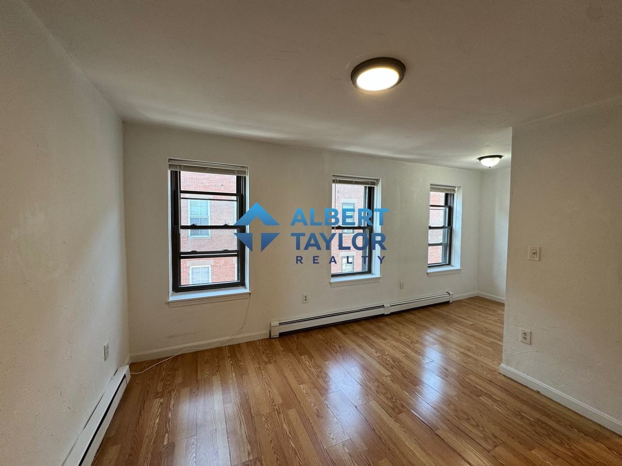 6 Pembroke St #3 - Photo 2 of 26