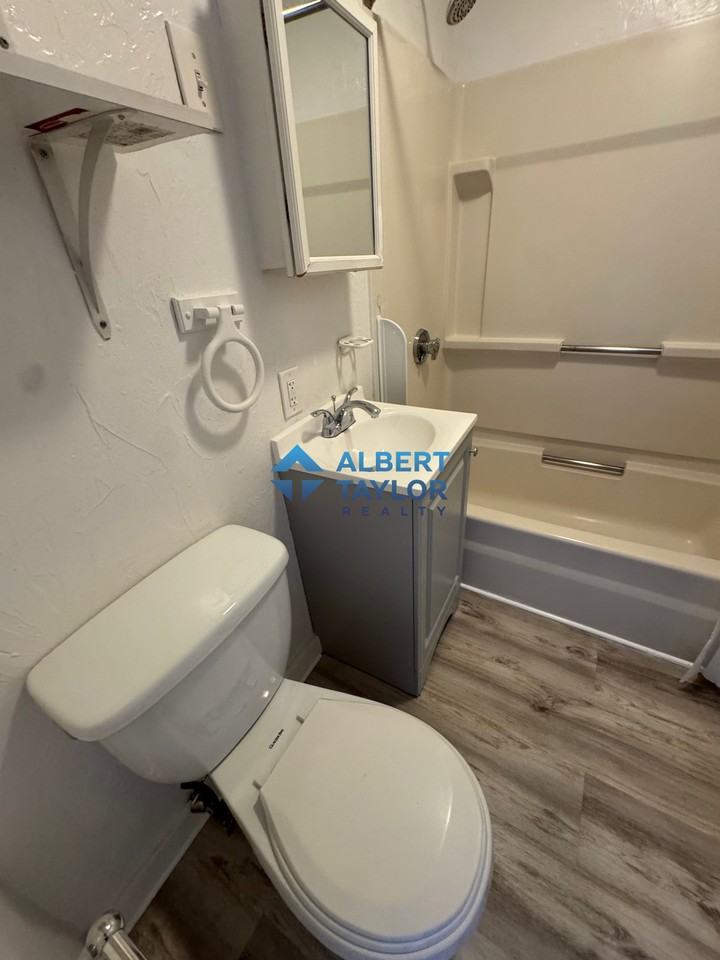 6 Pembroke St #3 - Photo 7 of 26