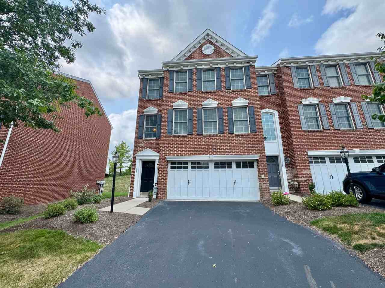 307 Marshall Heights Dr - Photo 2 of 50