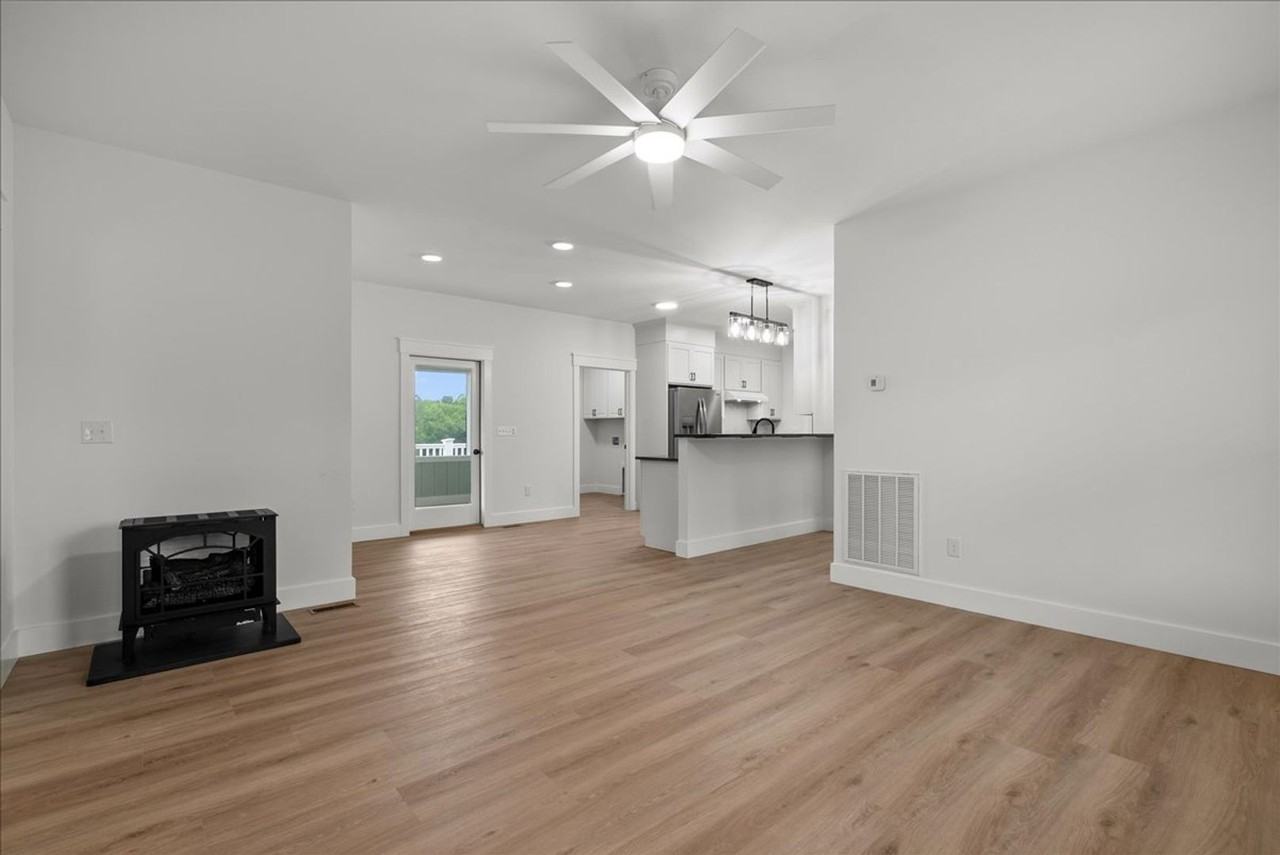 246 Magnolia Dr - Photo 5 of 25