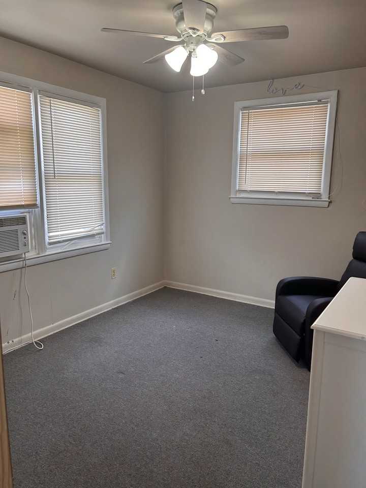 229 Townsend Ave #2FL - Photo 5 of 11