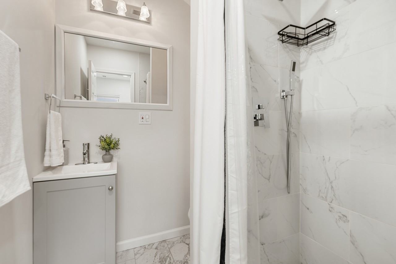 3900 73rd Ave #3900 - Photo 7 of 26