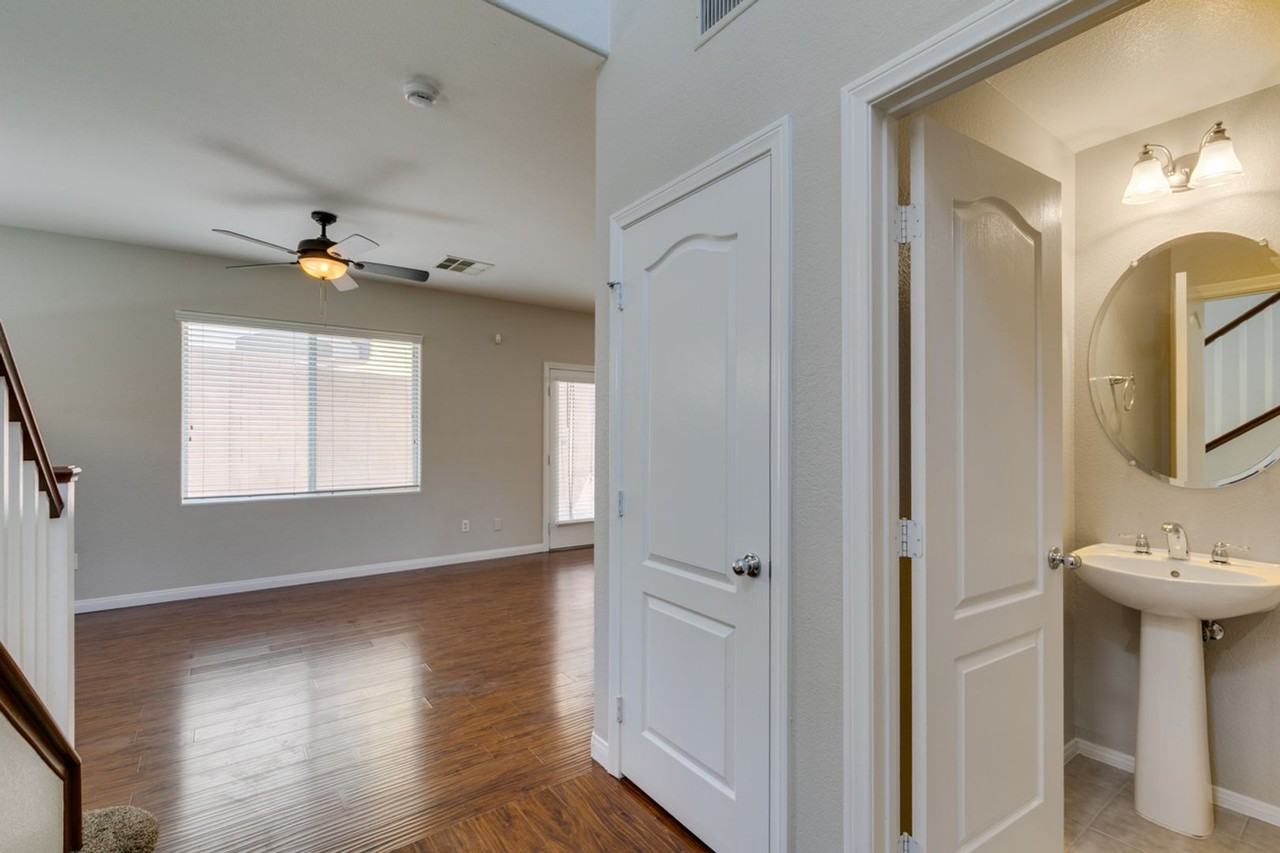 9341 Colorful Rainbow Ave - Photo 6 of 46