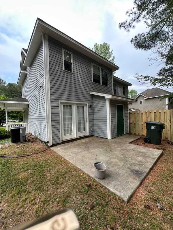 111B Laura Ln - Photo 2 of 20