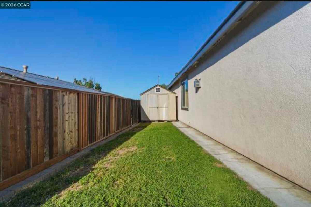 3042 Barranca Dr - Photo 5 of 17