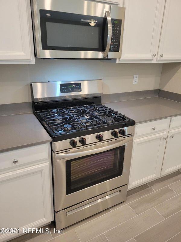 95 Bloomfield Way - Photo 3 of 39