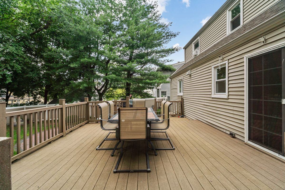 53 Oneida Ave - Photo 2 of 29