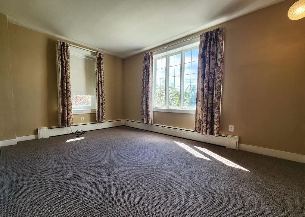 4939 Indian Creek Rd - Photo 4 of 7