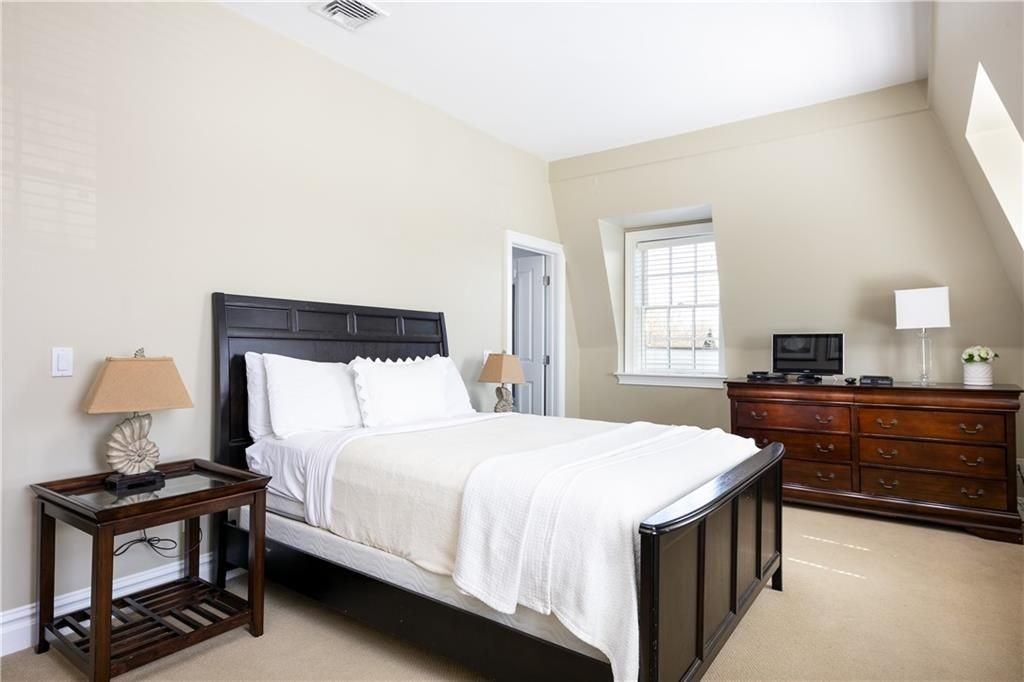 106 William St ##2 - Photo 7 of 12