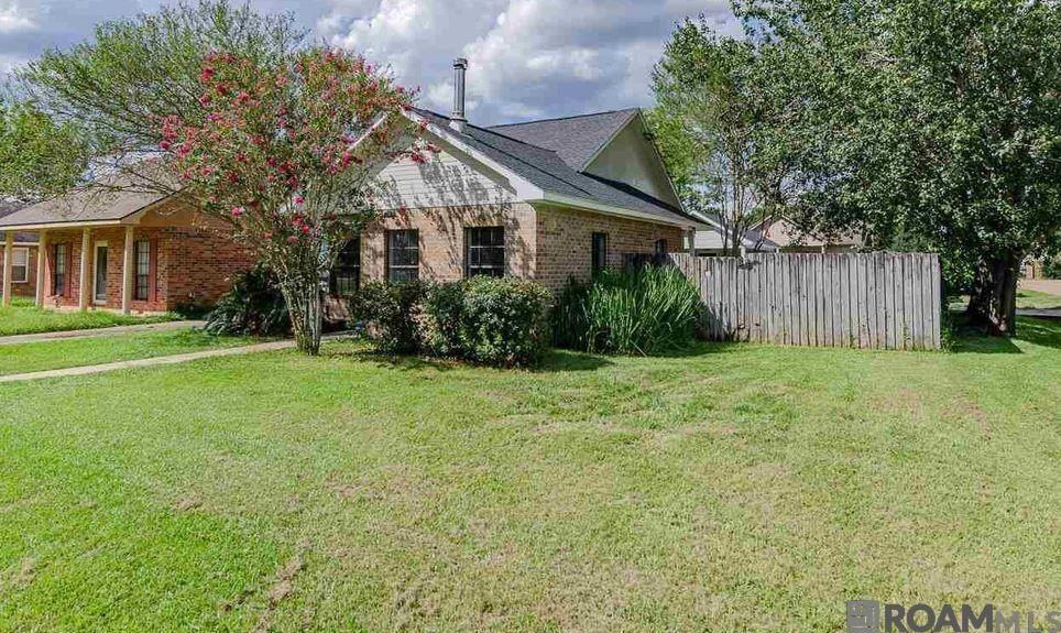 10253 Stonehaven Ave - Photo 6 of 7