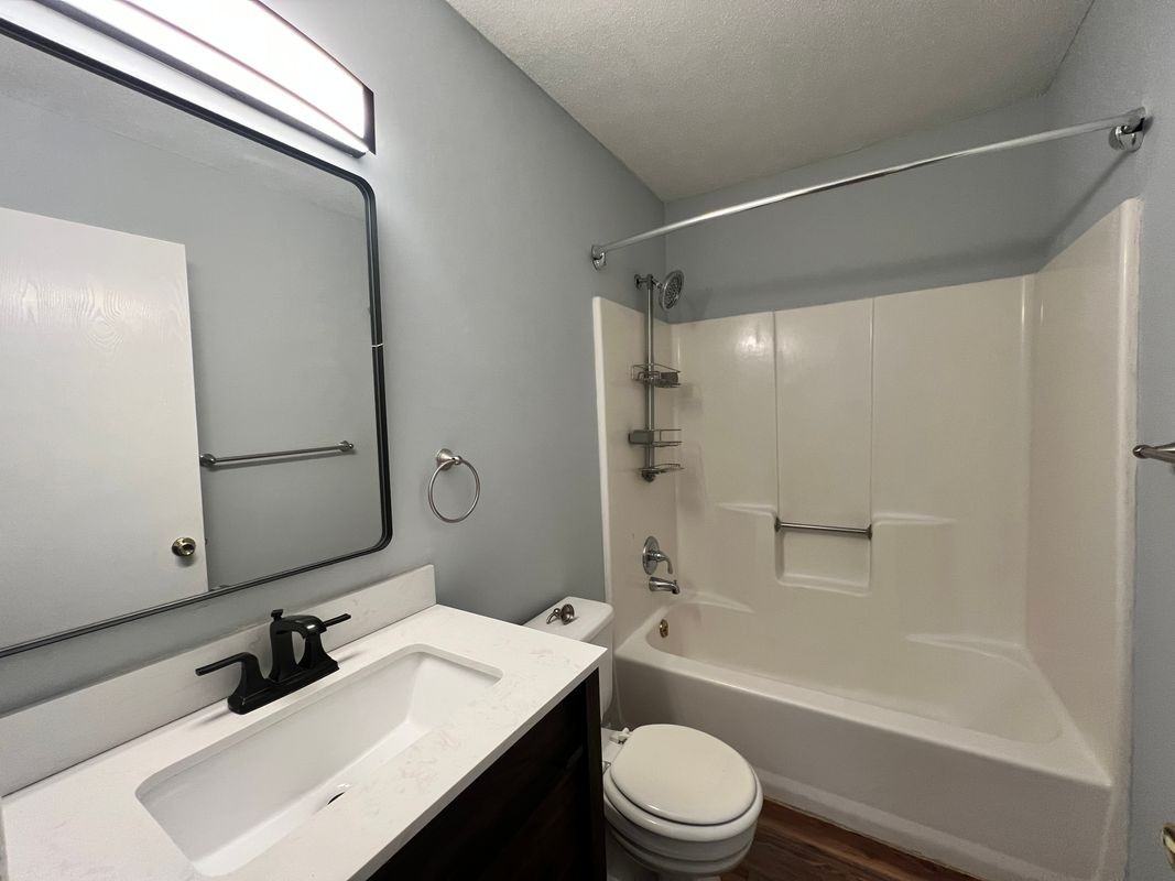 909 Hamilton Ave ##6 - Photo 5 of 10